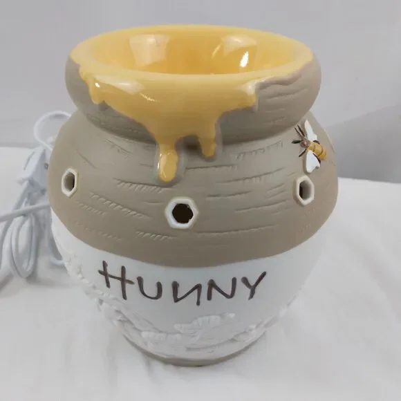 Scentsy Disney Winnie The Pooh Hunny Pot Ceramic Wax Warmer - Picture 4 of 10